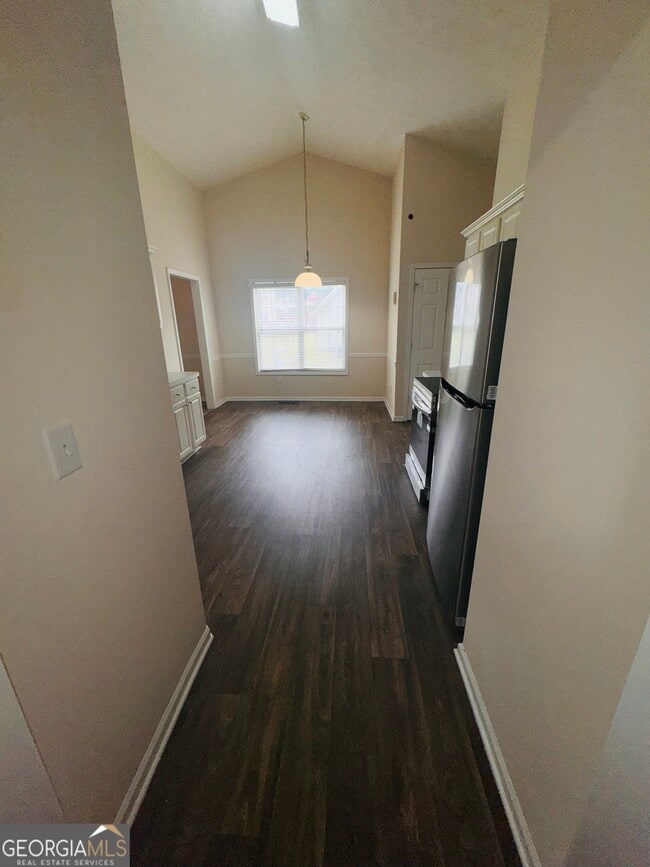 Building Photo - 3305 Chandon Ln
