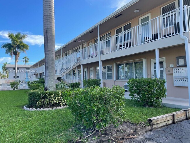 Building Photo - 500 Layne Blvd