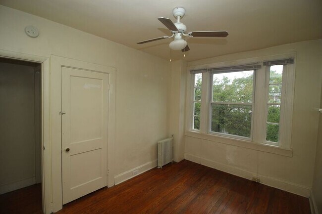 Building Photo - 3209 Guilford Ave