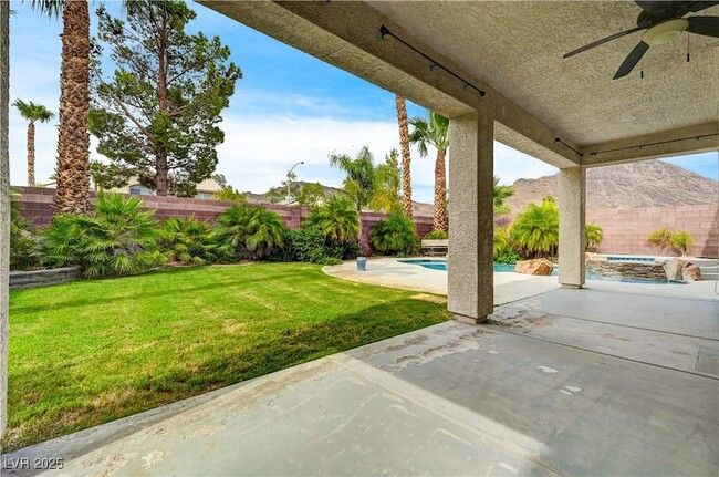 Building Photo - 686 Vortex Ave