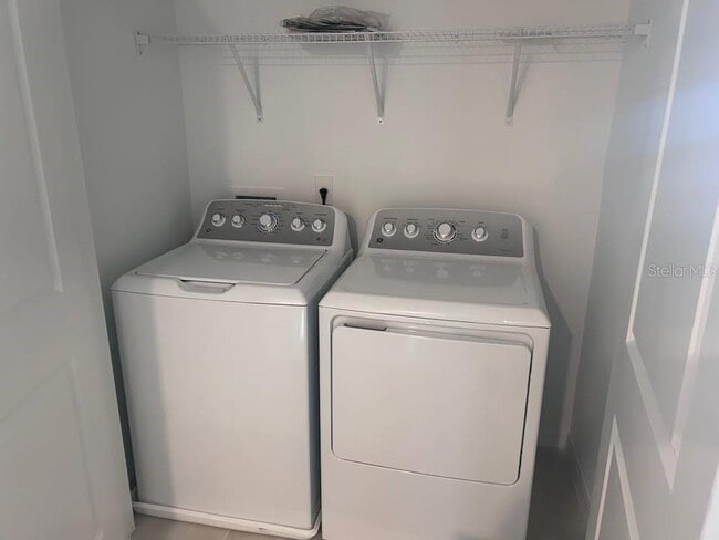 Building Photo - 5081 Spangle Dr