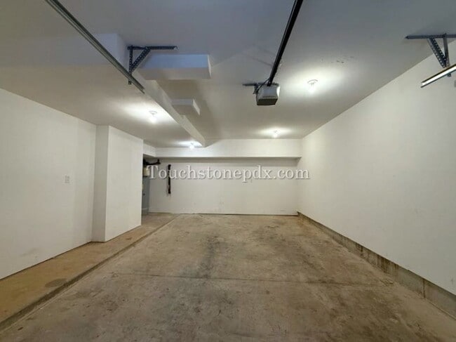 Building Photo - Modern Open Concept 3 Bedroom Home with Balcony and Attached Garage