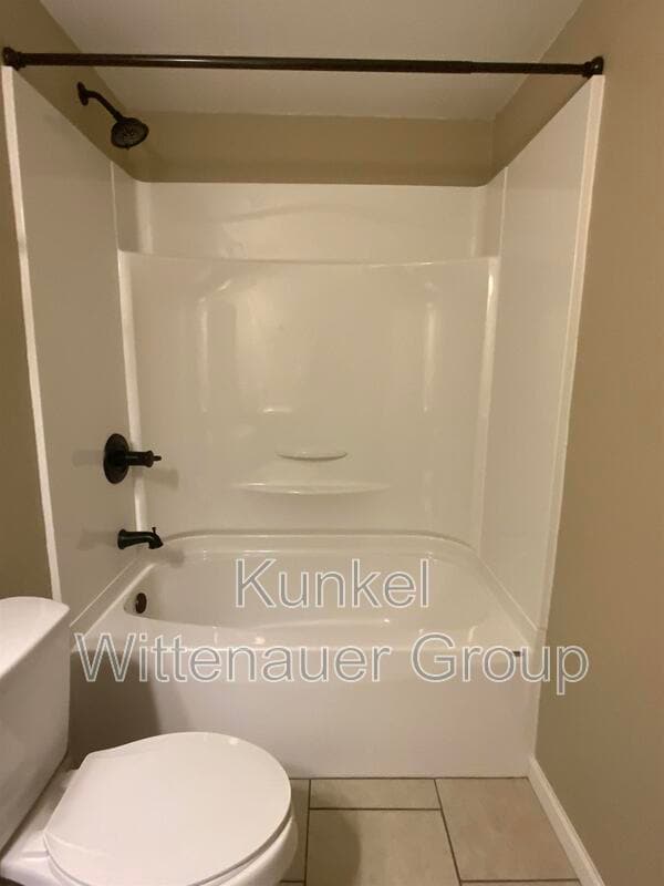 Building Photo - 108 Meadowcrest Dr