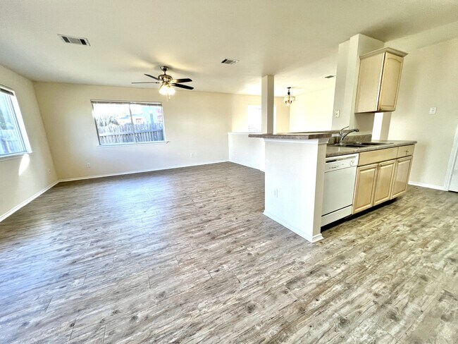 Building Photo - 1505 Merrell Cove