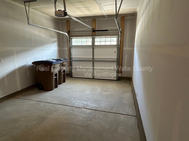 Building Photo - 1605 Emory Rdg Wy