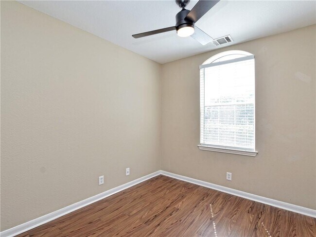 Building Photo - 7220 Black Panda Trail