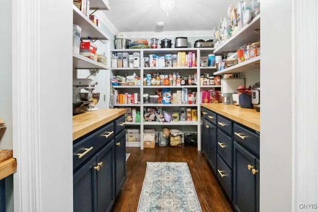 Building Photo - 5479 Lake Rd