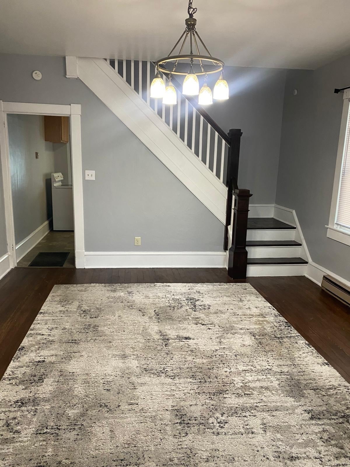 Building Photo - 104 S 4th St