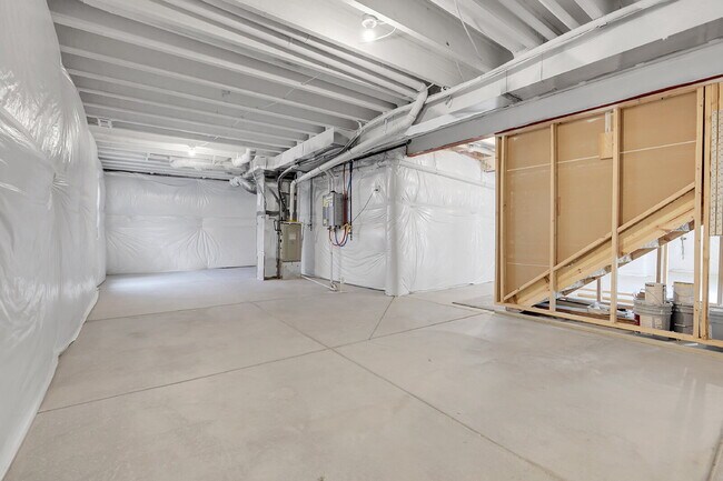 Building Photo - $3,425.00, 4 Beds, 2.5 Baths, Single Famil...