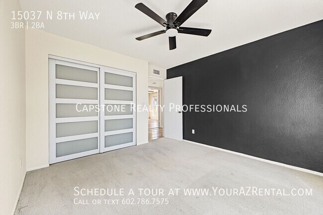 Building Photo - 15037 N 8th Way