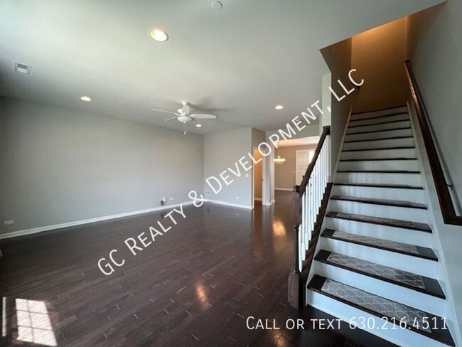 Building Photo - 54 Lakeview Pl