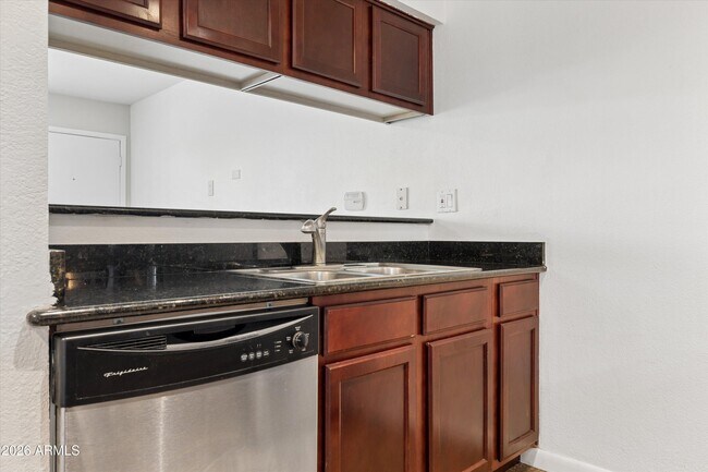 Building Photo - 5995 N 78th St