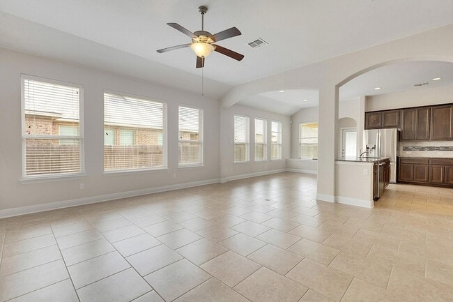 Building Photo - 3215 Honey Peach Way