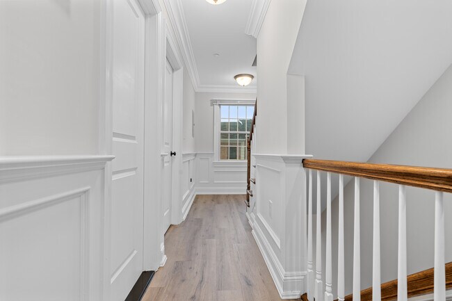 Building Photo - 4 Central Ave