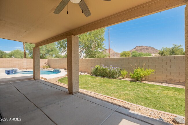 Building Photo - 25617 N 67th Dr