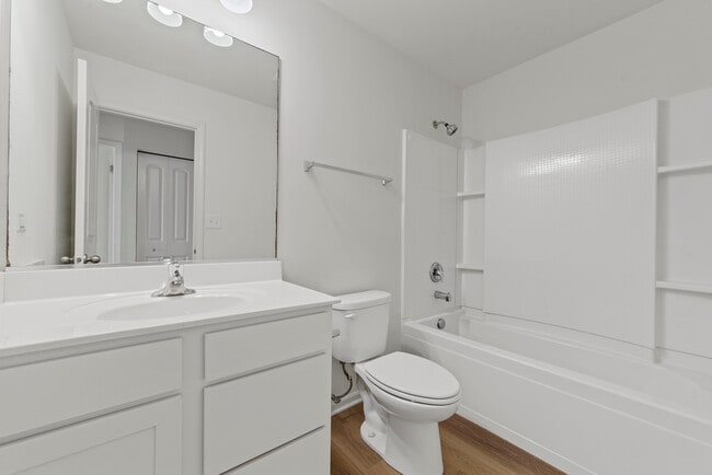 Building Photo - 2305 Upland Rd