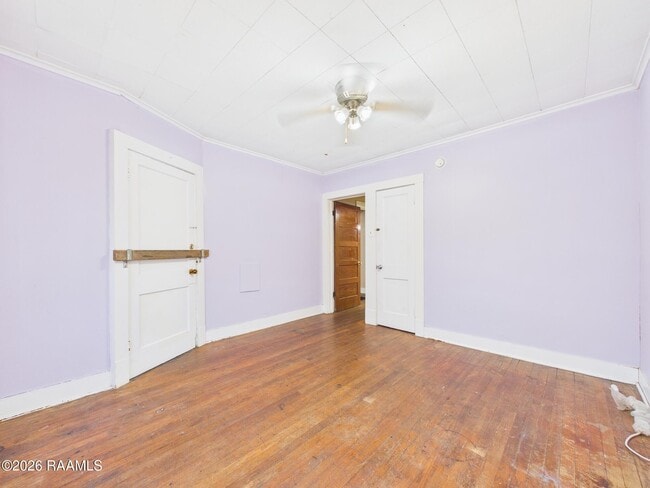 Building Photo - 324 General Mouton Ave