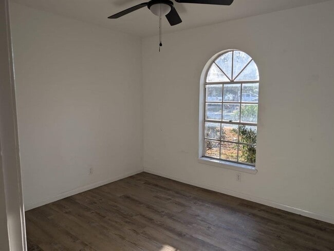 Building Photo - 4710 Pita Dr