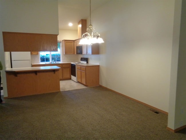 Building Photo - 7429 84th Ave Ct NW