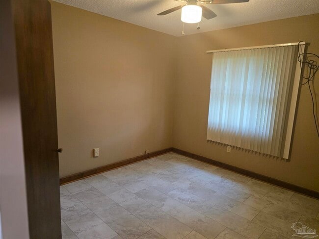 Building Photo - 5749 Langley Cir