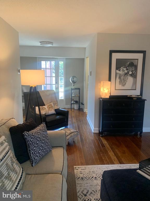 Building Photo - 2961 S Columbus St