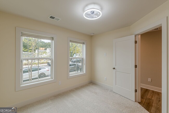 Building Photo - 1391 Cozy Ct. SE