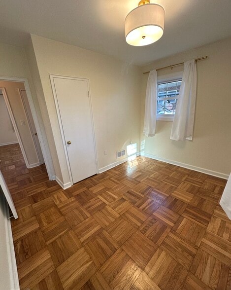 Building Photo - 108 Homewood Rd