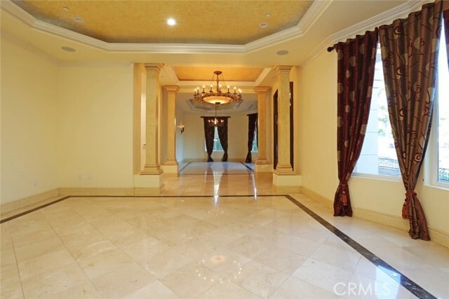 Building Photo - 831 E Orange Grove Ave