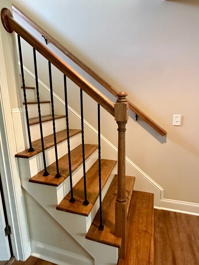 Craftsman staircase to bedrooms and bath - 2312-B Belle Ave NE