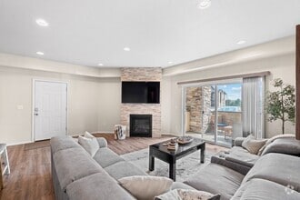 Building Photo - Easy Living with Modern Touches in a Prime...