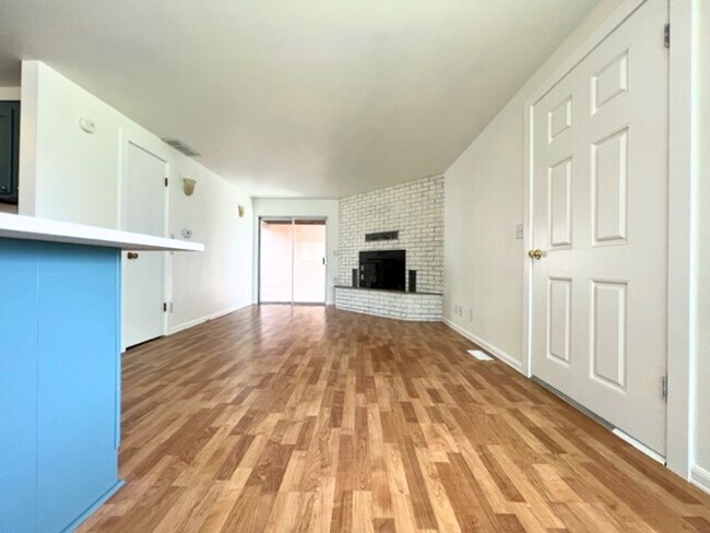 Building Photo - 3006 Bella~Great North End Home!