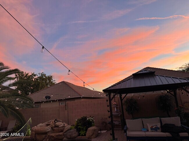 Building Photo - 17239 W Ironwood St