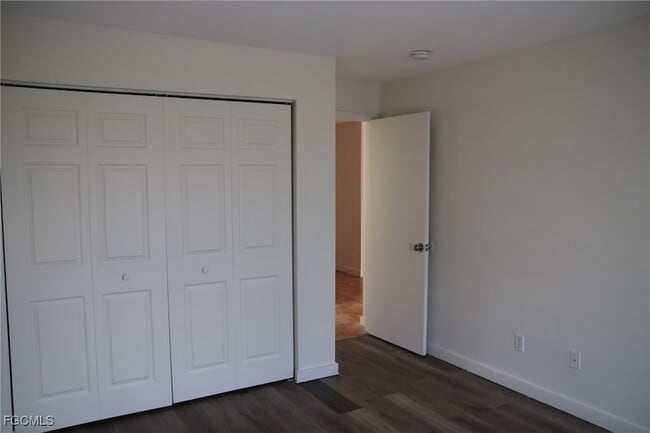 Building Photo - 320 Harry Ave S