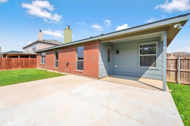 Building Photo - 1624 Appaloosa Dr