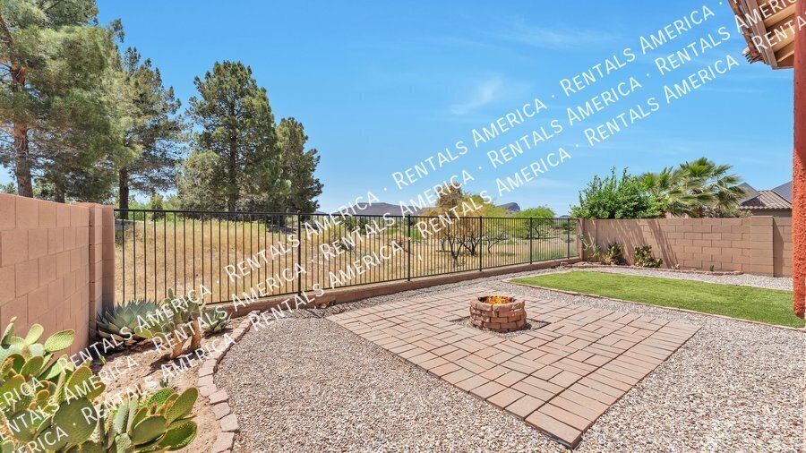 Building Photo - 6457 W Sugar Pine Trail