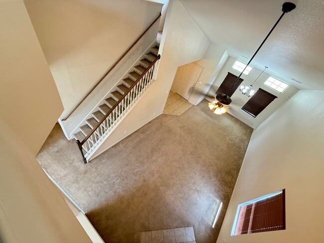 Building Photo - 3302 Catalina Dr