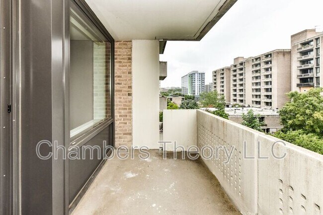 Building Photo - 1250 4th St SW