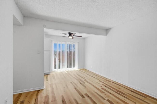 Building Photo - 2705 Windswept Cove