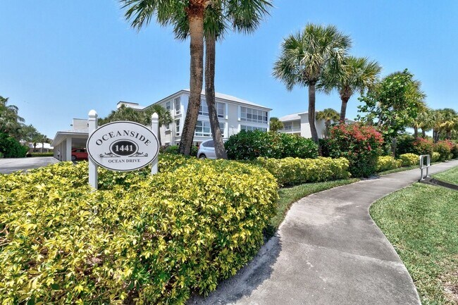 Primary Photo - 1441 Ocean Dr