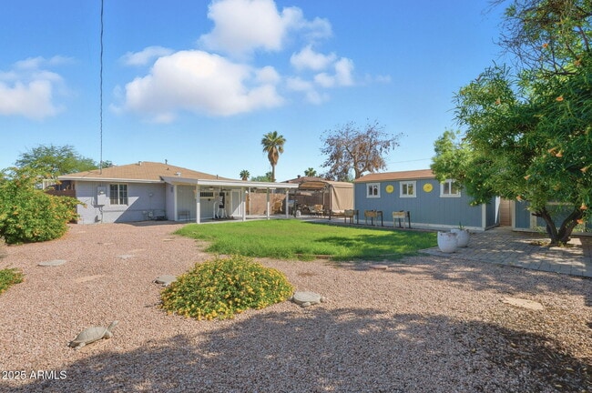 Building Photo - 3640 N 21st Ave