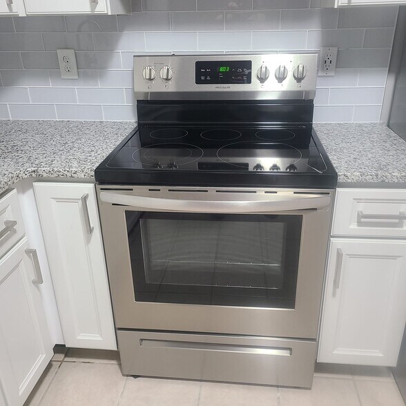 Building Photo - 4323 Sands Blvd