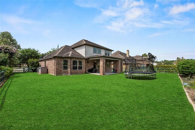 Building Photo - 30510 Hackberry Woods St