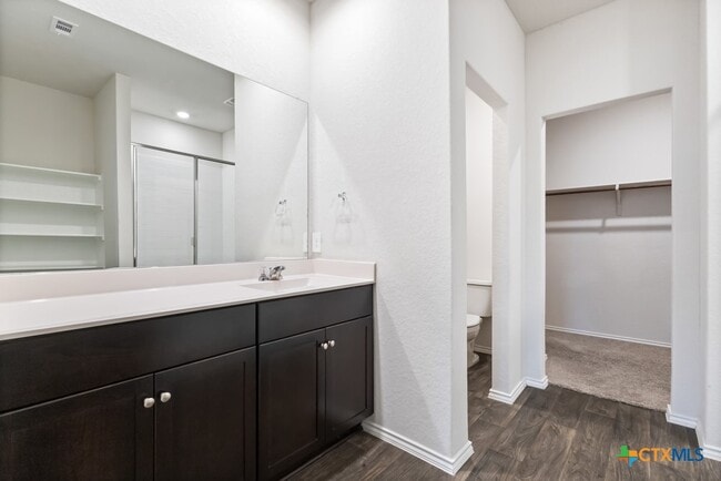 Building Photo - 840 Nodding Nixie