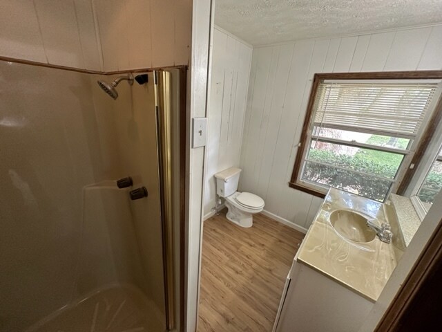Building Photo - 4545 Hendrix Dr