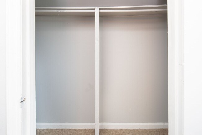 Building Photo - Spacious, affordable two bedroom townhouse in a great location in Charlotte!