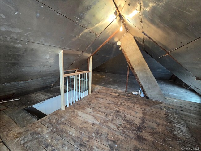 Building Photo - 10 Ohio Ave