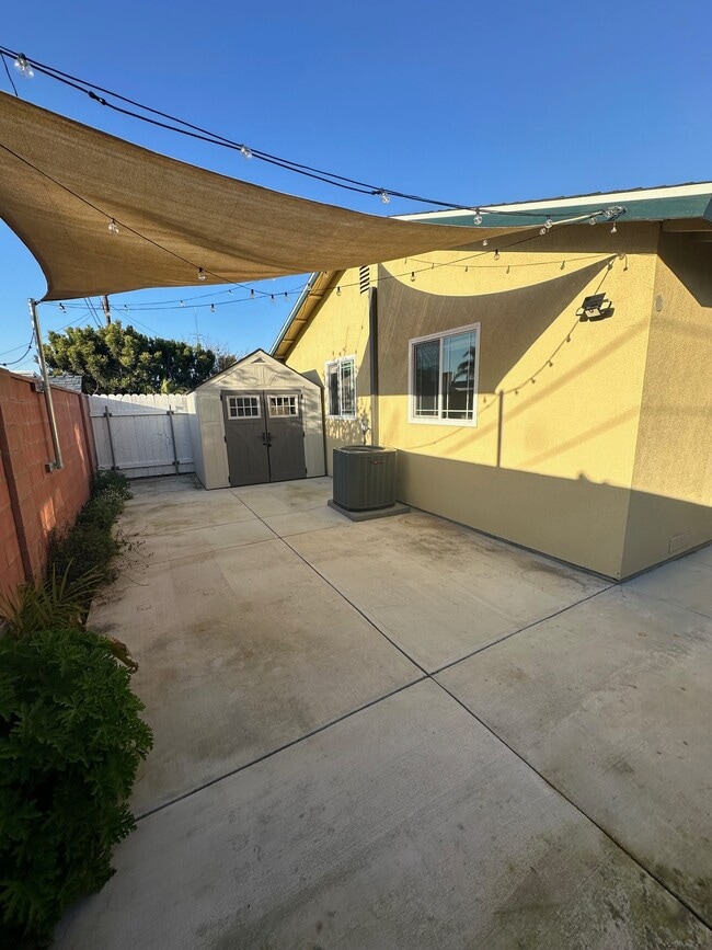 Building Photo - 12603 Jerome Ln