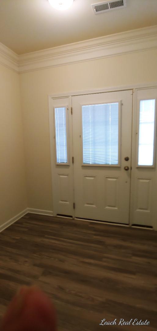Building Photo - 1033 Coldstream Dr