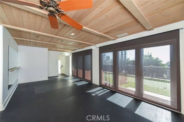 Building Photo - 1220 Ensenada Ave