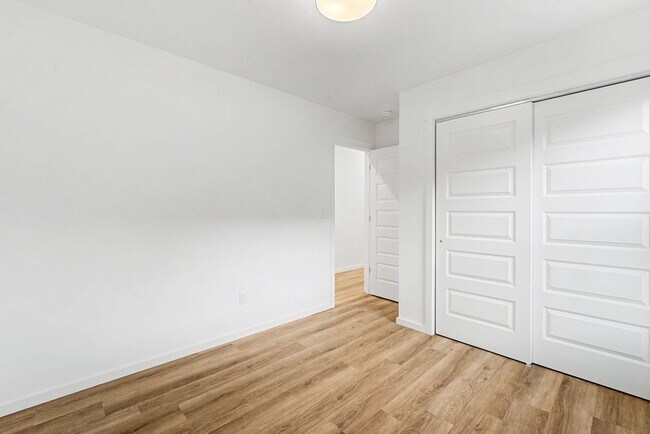 Building Photo - 3 Bed, 2 Bath Home!!
